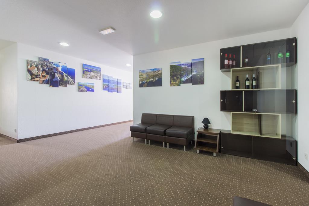 שיבניק Parkcity Rooms מראה חיצוני תמונה